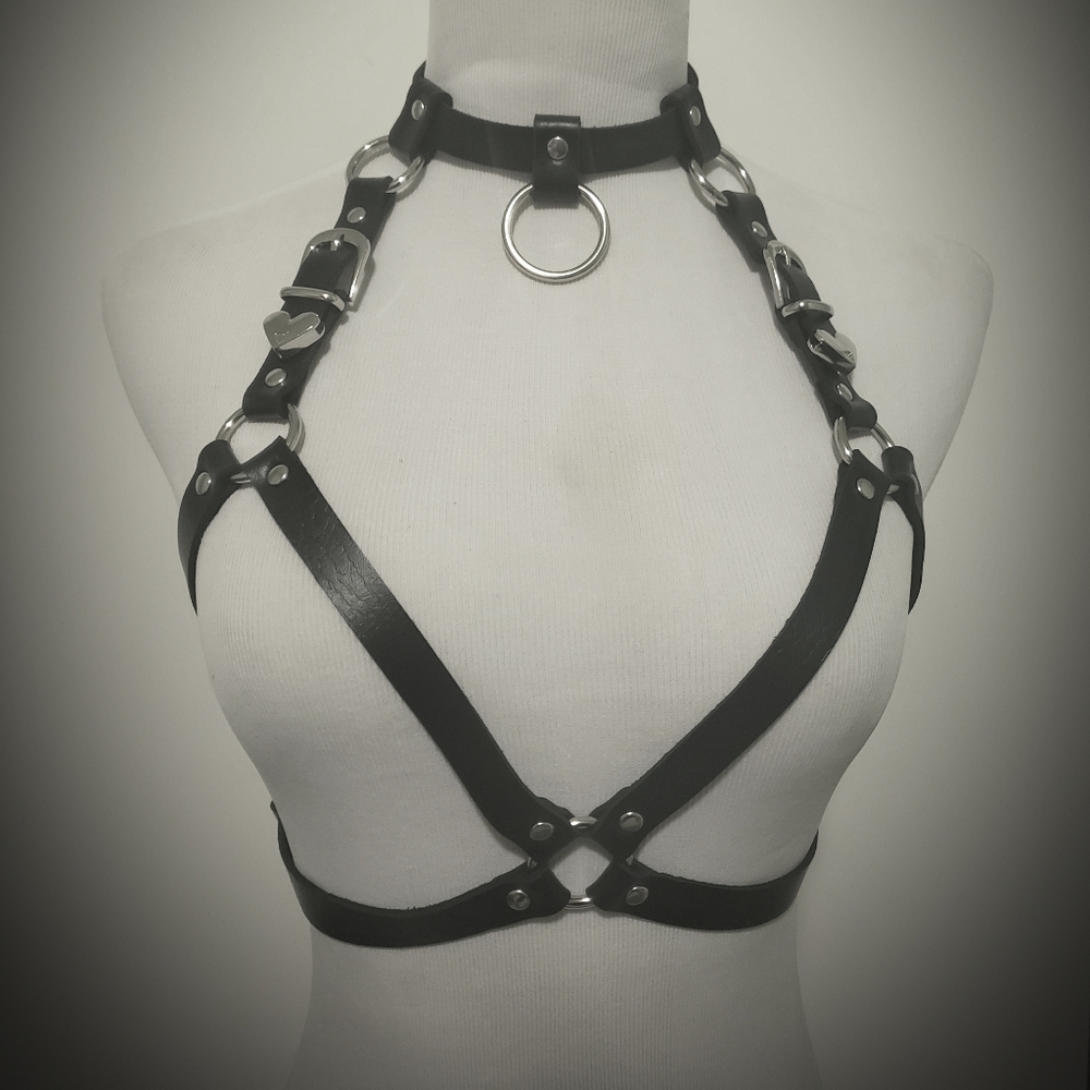 Choker chest harness faux leather